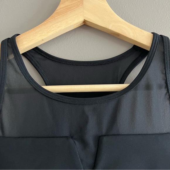 Fleo High Neck Mesh Active Sport Bra Padded Black Sz Medium - Picture 3 of 9